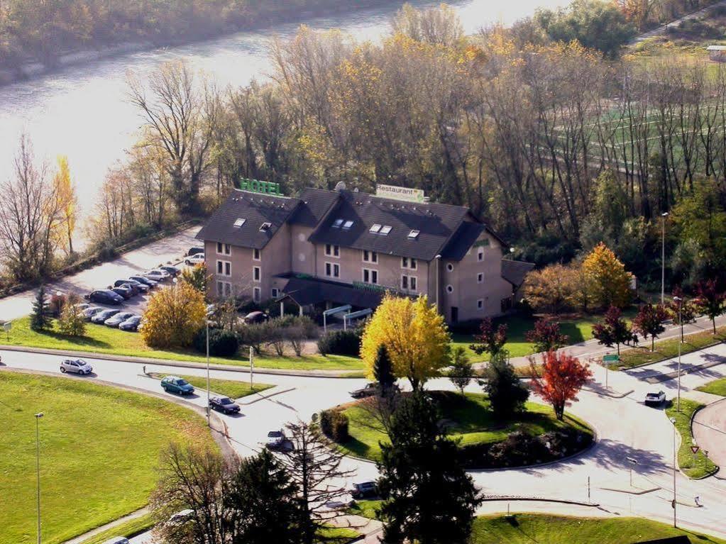 La Cle Des Champs Hotel Montmélian Buitenkant foto